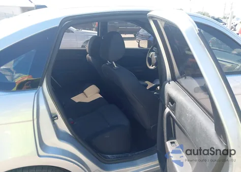 2010 Ford Focus Se из США, поврежденный, VIN 1FAHP3FN3AW286806